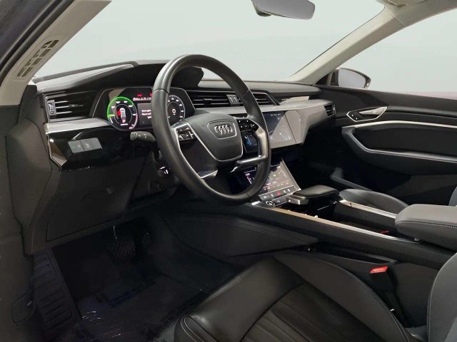 Used 2024 Audi Q8 e-tron Premium AWD/4WD image 61