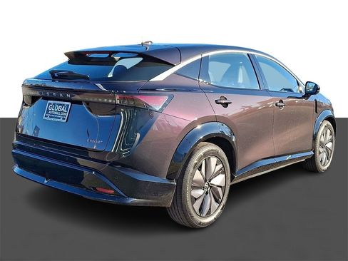 Used 2024 Nissan Ariya FWD image 7