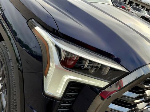 Used 2023 Toyota Tundra Platinum image 28