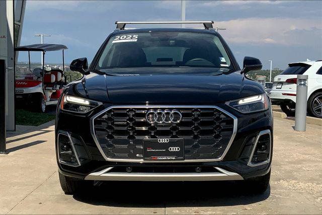 Certified 2025 Audi Q5 2.0T Premium Plus w/ Premium Plus Package AWD/4WD image 3