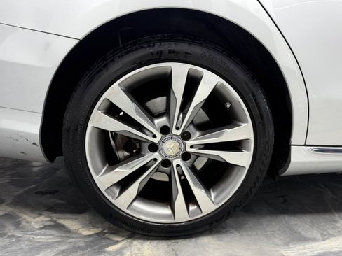 Used 2016 Mercedes-Benz C 300 4MATIC Sedan image 21