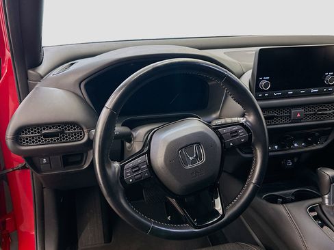 Used 2025 Honda HR-V Sport image 18
