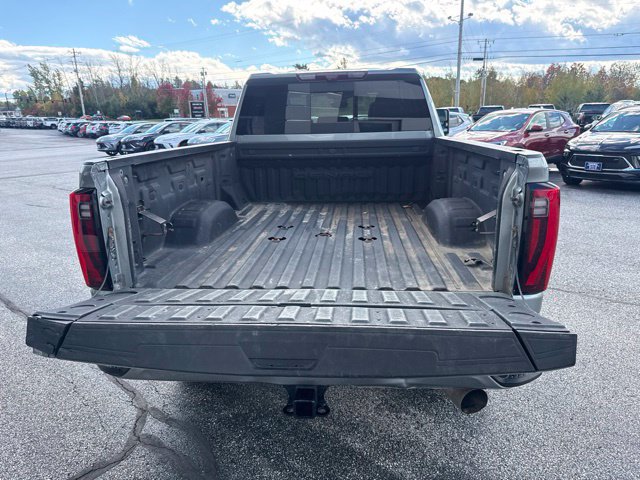 Used 2024 GMC Sierra 3500 Denali w/ Denali Reserve Package AWD/4WD image 11