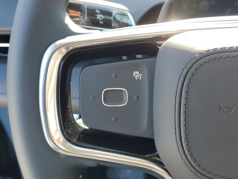 New 2026 Lincoln Nautilus Reserve w/ Jet Appearance Package image 17