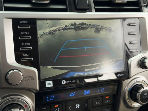 Used 2020 Toyota 4Runner Limited AWD/4WD image 20