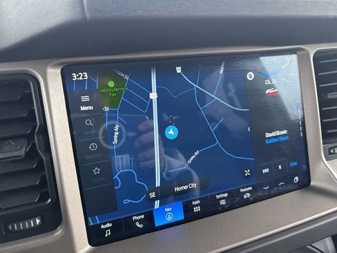 Used 2025 Ford Bronco Outer Banks image 26