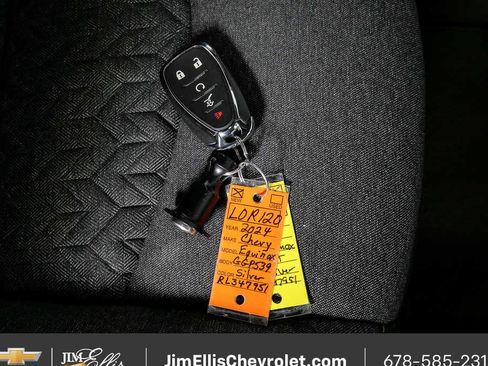 Used 2024 Chevrolet Equinox LT image 23