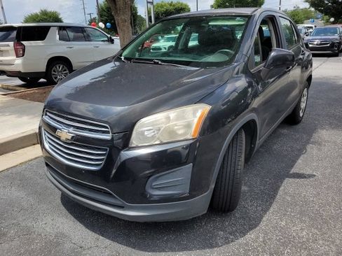 Used 2015 Chevrolet Trax LS FWD image 1