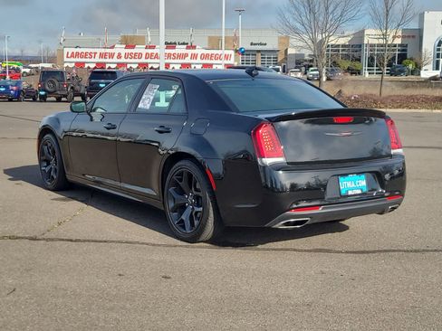 Used 2022 Chrysler 300 S w/ Comfort Group image 12