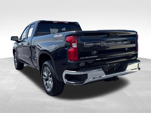Used 2024 Chevrolet Silverado 1500 LT AWD/4WD image 3