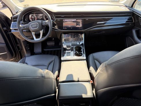 Used 2023 Audi Q7 Premium Plus w/ Premium Plus Package image 14