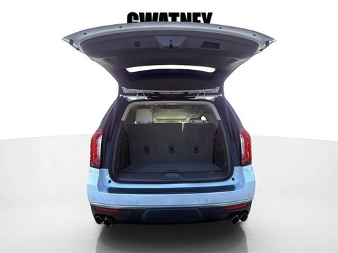 Used 2021 GMC Yukon Denali w/ Denali Premium Package image 15