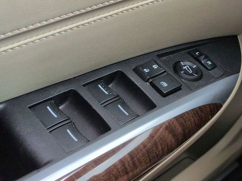 Used 2020 Acura TLX FWD image 30