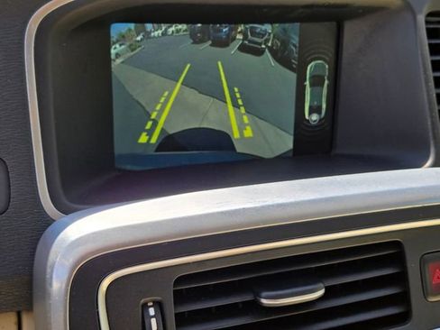 Used 2016 Volvo S60 T5 Inscription Platinum FWD image 23