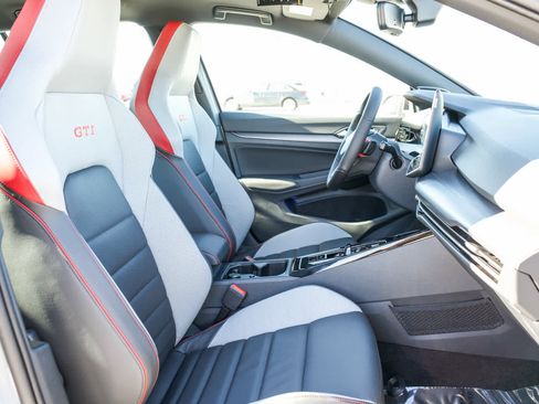 New 2026 Volkswagen GTI SE image 18