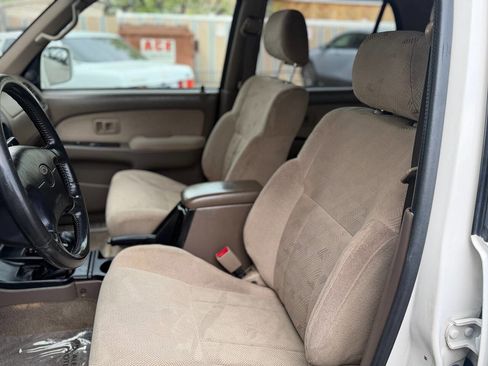 Used 2002 Toyota 4Runner SR5 image 9