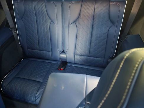 New 2026 Cadillac Vistiq Premium Luxury AWD/4WD image 11