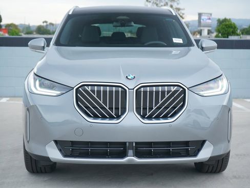 New 2026 BMW X3 xDrive30 w/ Convenience Package image 2