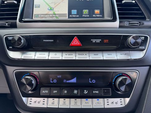 Used 2019 Hyundai Sonata Limited w/ Ultimate Package 04 image 24