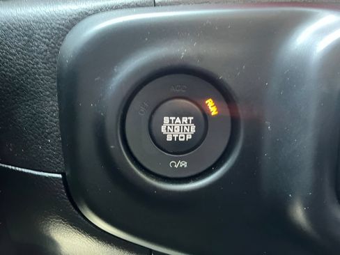 Used 2020 Jeep Gladiator Rubicon AWD/4WD image 14
