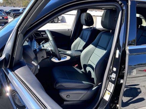 Used 2025 Mercedes-Benz GLE 350 4MATIC image 8
