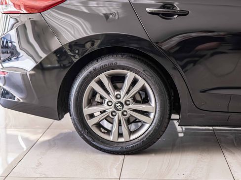 Used 2018 Hyundai Elantra Value Edition w/ Cargo Package image 5