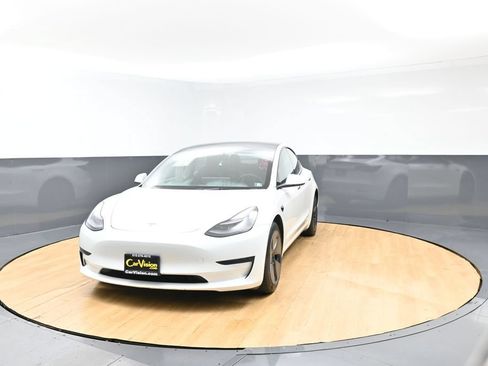 Used 2023 Tesla Model 3 Standard Range RWD image 5