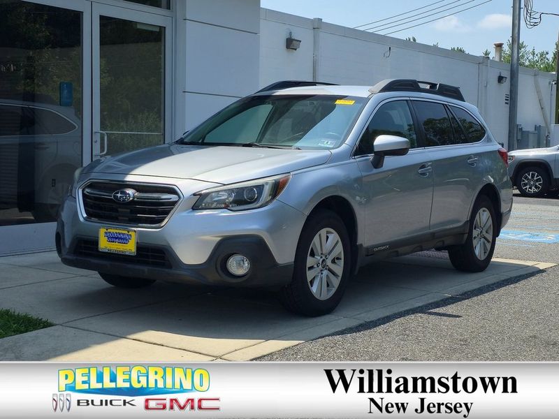 Used 2019 Subaru Outback 2.5i Premium image 1