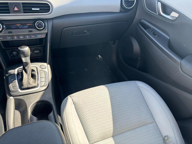 Used 2021 Hyundai Kona Limited AWD/4WD image 13
