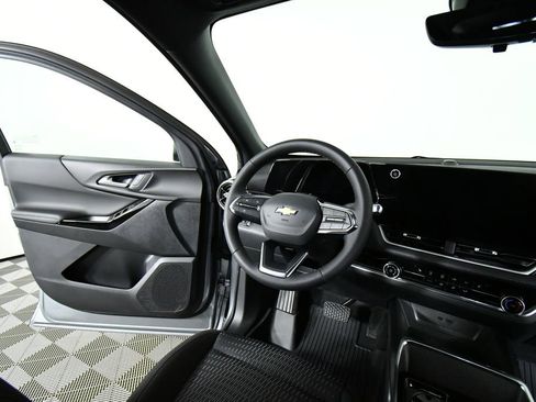 New 2026 Chevrolet Equinox LT w/ Safety and Technology Package AWD/4WD image 19