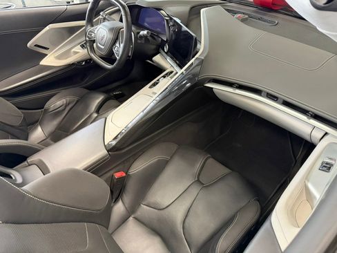 Used 2024 Chevrolet Corvette Stingray Premium Conv w/ 3LT image 31