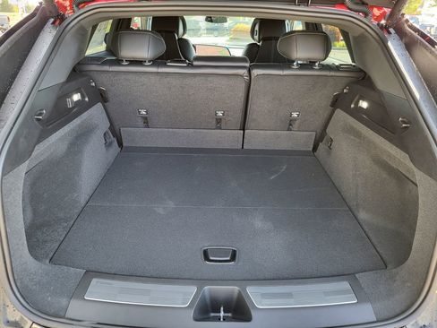 New 2025 Cadillac Lyriq Sport image 9