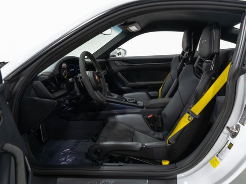 Used 2022 Porsche 911 GT3 RWD image 36