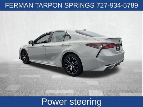 Used 2023 Toyota Camry SE FWD image 8