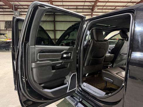 Used 2023 RAM 2500 Laramie w/ Night Edition AWD/4WD image 16