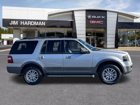 Used 2011 Ford Expedition XLT w/ 202A Rapid Spec Order Code image 8