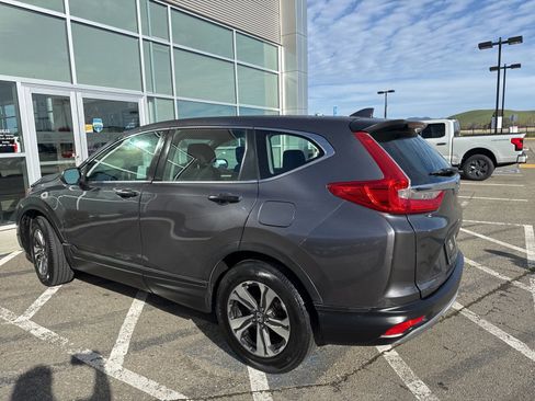 Used 2018 Honda CR-V LX image 3