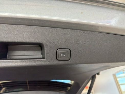 Used 2025 GMC Acadia AT4 w/ LPO, Floor Liner Package AWD/4WD image 22