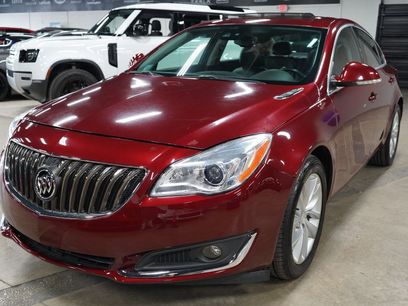 Used 2017 Buick Regal Premium w/ Driver Confidence Package #1