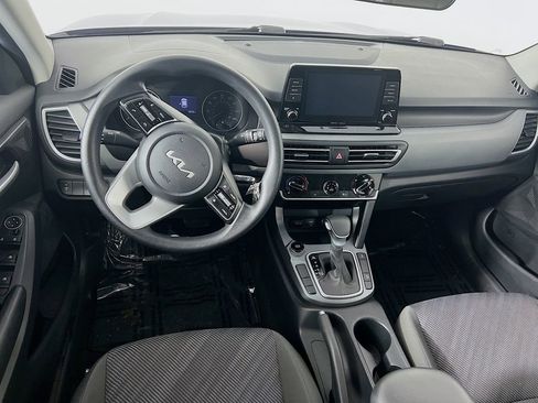 Used 2023 Kia Seltos LX image 20