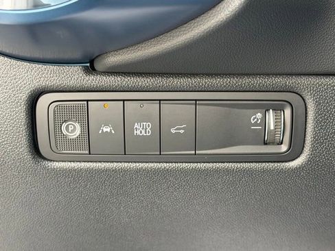 New 2026 Chevrolet Equinox EV LT image 32