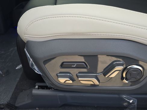 New 2026 Kia EV9 GT-Line image 21