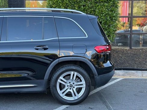 Used 2023 Mercedes-Benz GLB 250 4MATIC image 11