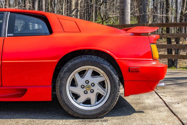 Used 1991 Lotus Esprit SE RWD image 5