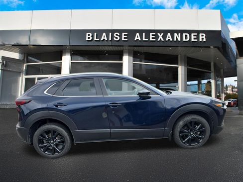 Used 2024 MAZDA CX-30 AWD 2.5 S w/ Select Sport Pkg image 2