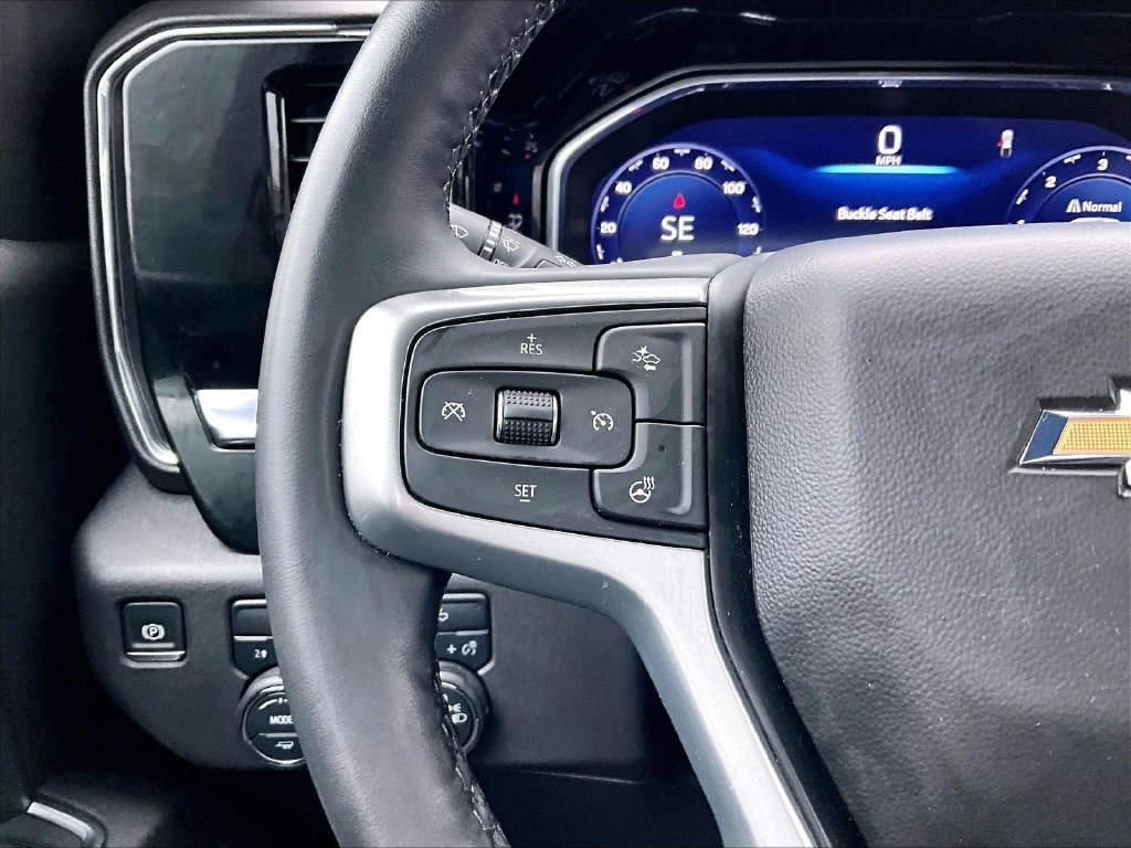 Used 2024 Chevrolet Silverado 1500 LT AWD/4WD image 23
