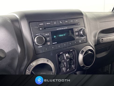 Used 2016 Jeep Wrangler Unlimited Sport AWD/4WD image 2