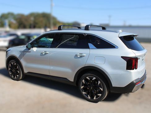 New 2026 Kia Sorento EX image 15