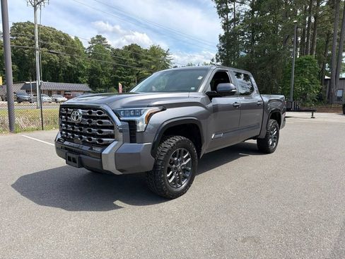 Used 2025 Toyota Tundra Platinum AWD/4WD image 2