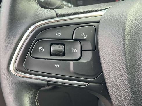 Used 2023 Buick Encore GX Preferred w/ Cold Weather Comfort Package FWD image 22